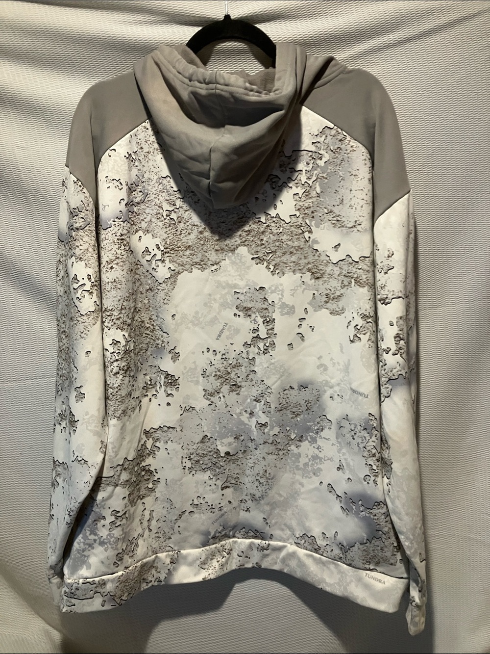 RedHead Men's White & Gray Camo Hooded Pullover - Picture 6 of 9